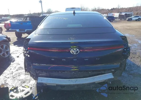 2024 Toyota Crown Xle z USA, uszkodzony, nr VIN JTDAAAAF1R3024782